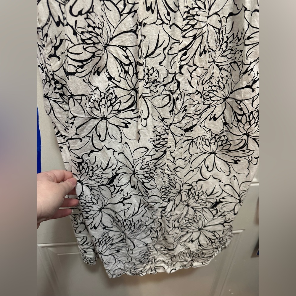Black and White Floral Button-Down Maxi Dress XL - Picture 10 of 10